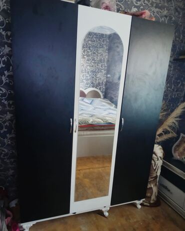 хочу купить часы: Qarderob, paltar dolabı