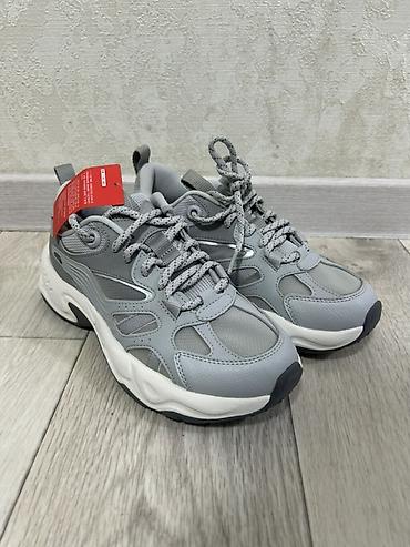 Li-Ning кроссовки, новые, размер 38 Продам новые оригинальные