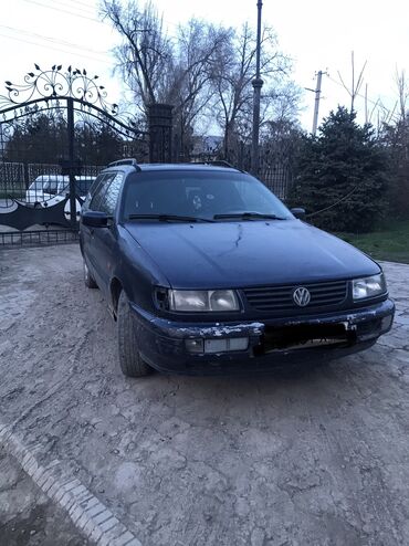 est variant: Volkswagen Passat Variant: 1996 г., 1.8 л, Механика, Бензин, Универсал