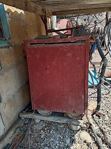 baklar və çənlər: Sənaye tipli elektrik qaynaq aparatı (köhnə model) - Tip: AC elektrik — 2