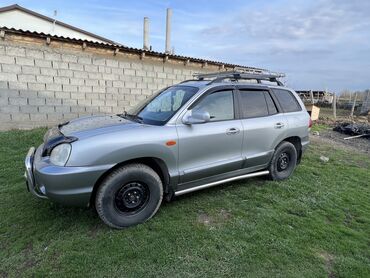 Hyundai: Hyundai Santa Fe: 2005 г., 2.4 л, Механика, Бензин, Кроссовер