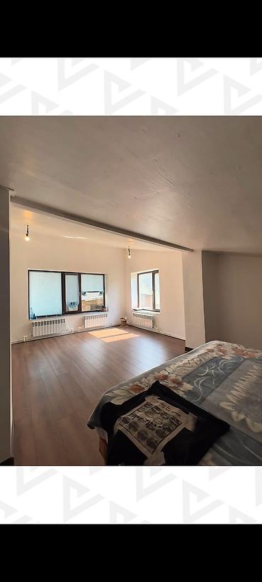 Продажа коттеджей и домов: 6 комнат и более, 300 м², 13 соток, Бишкек, Агентство недвижимости — 13