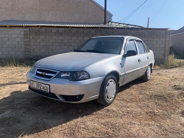 нехия 1: Daewoo Nexia: 2010 г., 1.5 л, Механика, Бензин, Седан