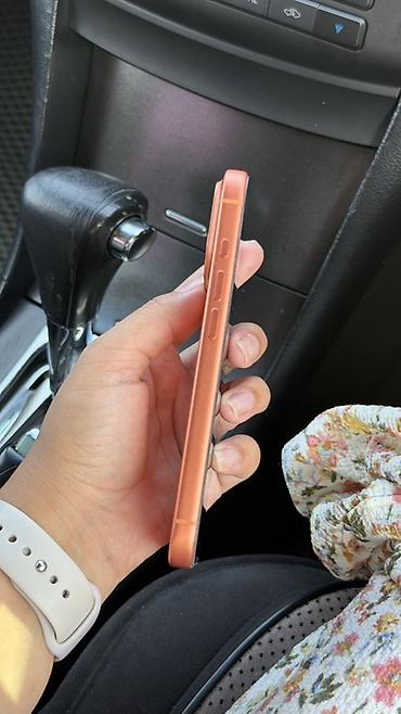 Apple iPhone: IPhone 14 Pro, Б/у, 256 ГБ, Оранжевый, Чехол, Кабель, Коробка, 95 % — 13