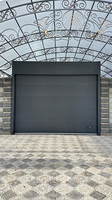 Секционные ворота: Автоматические, Alutech, Для магазина, Для холодильника, Для гаража, Другие особенности, Оптом, Новый, Бесплатная установка — 18