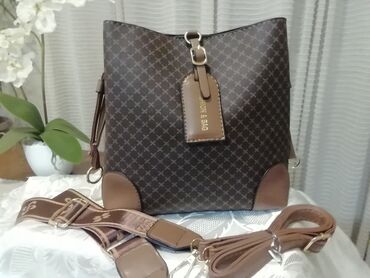 hermes tasne: Elegantna torbica na lalafo.rs hermes tasne: Elegantna torbica