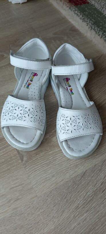 deichmann cipele za devojcice: Sandals, Size - 27