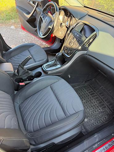 купить opel astra: Opel Astra: 2014 г., 1.4 л, Автомат, Бензин, Хэтчбэк — 5