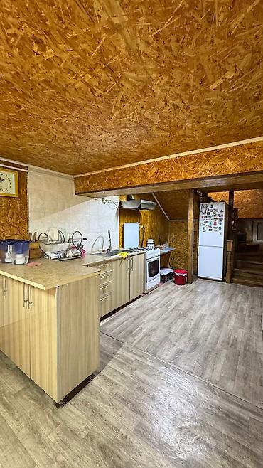 Продажа коттеджей и домов: Продается дом в полицейском городке 220 квадратных метров, 4.4 сотки — 18