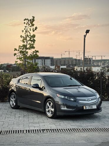 тайга машина: Chevrolet Volt: 2012 г., 1.4 л, Автоматические, Электромобиль, Хэтчбэк