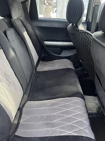 Toyota: Toyota ist: 2002 г., 1.5 л, Автомат, Бензин — 7