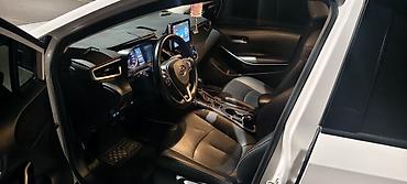 Toyota: Toyota Corolla: 2021 г., 1.8 л, Вариатор, Гибрид, Седан — 6