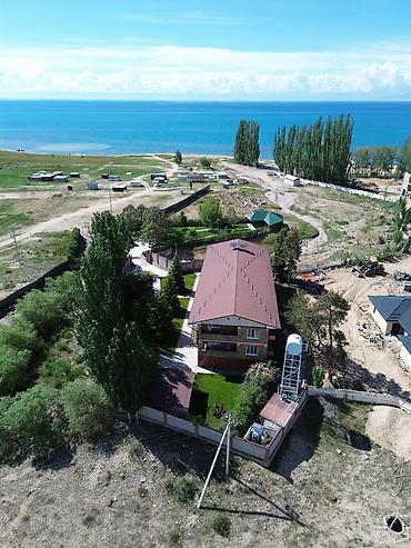 Продажа отелей и хостелов: Продается действующий центр отдыха в селе Чон-Сары-Ой, территория — 1