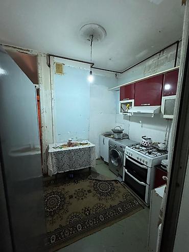 razın: Ev yaxşı vəziyyətədəir metroya 10 dq məsəafədə evin hərçür şəraiti var — 3
