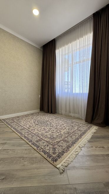 гостиная мебель в бишкеке: 1 комната, 35 м², Индивидуалка, 2 этаж, Евроремонт