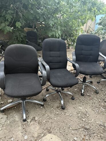 Ofis oturacaqları: Salam ofıs kresloları her model var 100 dene galıb cemı