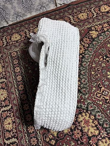 yoqa və fitnes ucun xalcalar: Ağ rəngli əl işi körpə beşiyi/daşıma səbəti - Material: qalın — 2
