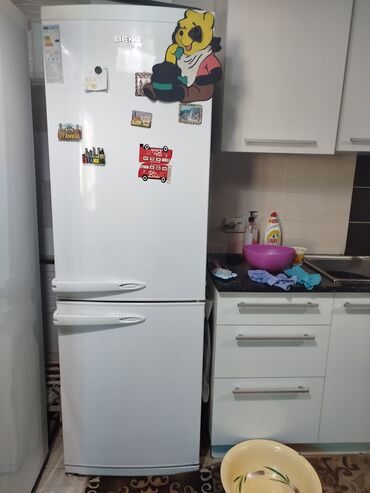 холодильник для кухни: Холодильник Pozis, Б/у, Двухкамерный, De frost (капельный), 60 * 180 *