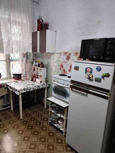 Продажа квартир: 3 комнаты, 65 м², 1 этаж — 10