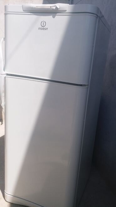 Nehrə aparatları: İşlənmiş 2 qapılı Indesit Soyuducu Satılır