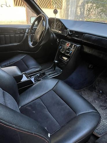 бу аккумулятор авто: Mercedes-Benz W124: 1993 г., 3.2 л, Автомат, Бензин, Седан — 8