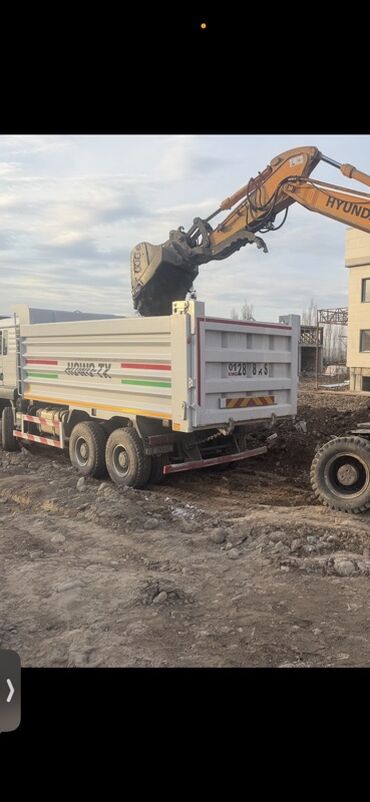 Аренда самосвала: Услуги экскаватора и самосвала HOWO 6x4 (трехосный) - Вывоз и подвоз — 4