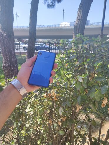samsung duymeli telefonlar: Samsung A10s, 32 ГБ, цвет - Синий, Кнопочный, Отпечаток пальца, Face ID
