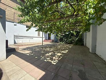 sirvanda ev satisi: ✨ Nərimanovda, Ulduz Metrosu Yaxınlığında 90 m² 4 Otaqlı, Full Əşyalı — 9