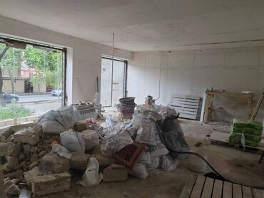 Kommersiya daşınmaz əmlakının satışı: Bakıxanov qəsəbəsi, Nazim İsmayılov prospektində, Möcüzə marketin — 4