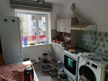 продаю дом в рабочем городке: 3 комнаты, 66 м², 2 этаж, Евроремонт