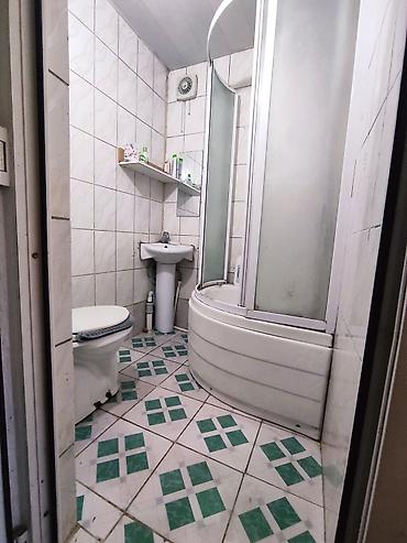 нижняя аларча: 5 комнат, 400 м², 4 соток, Чолпон-Ата, Собственник — 9