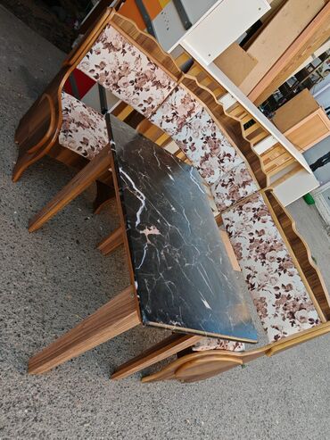 xacmaz divan: Divan