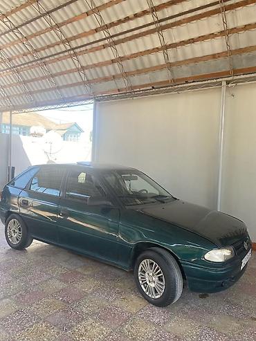 kredit avto aksesuar: Opel Astra: 1.6 l | 1996 il 460000 km Hetçbek — 5