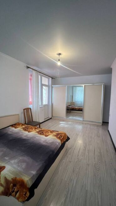 дома в оше: 3 комнаты, 130 м², Индивидуалка, 4 этаж, Косметический ремонт
