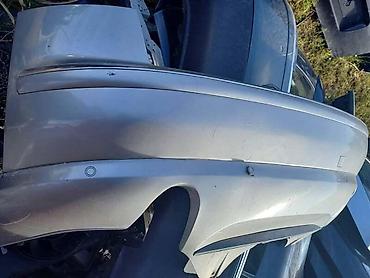 b6 1817: ZADNJI BRANIK ZA AUDI A8 OD 2003. DO 2009. GOD — 1