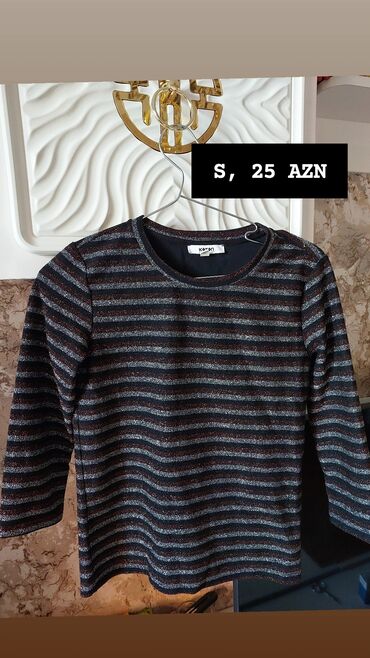 Kardiqanlar, jaketlər: Qadın geyimləri kolleksiyası 1) Ağ-qara bluz - Ölçü: S - Qiymət: 18 — 3