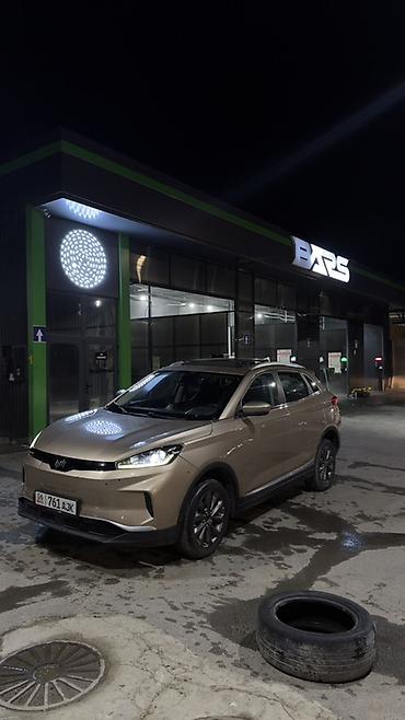 JMEV: JMEV EV3: 2019 г., Электромобиль, Кроссовер — 3