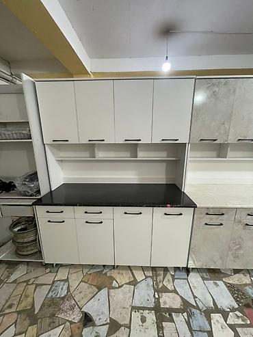 Кухонные гарнитуры: Кухонные гарнитуры с мойкой — несколько вариантов фасадов и столешниц — 9