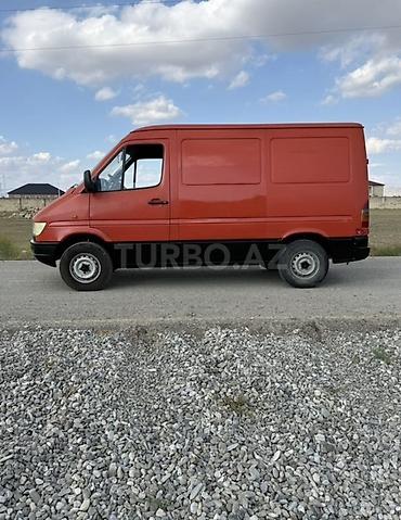 savet maşnları: Mercedes-Benz Sprinter yük furqonu təqdim olunur. Avtomobil uzun və — 1