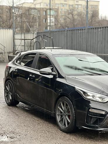 Kia: Kia Ceed GT: 2018 г., Автомат, Бензин, Хэтчбэк — 2