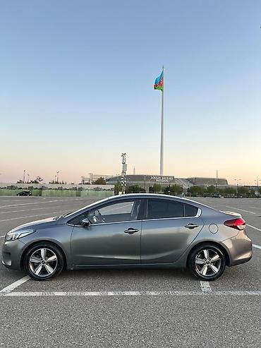 Kia: Kia K3: 1.6 l | 2016 il Sedan — 5