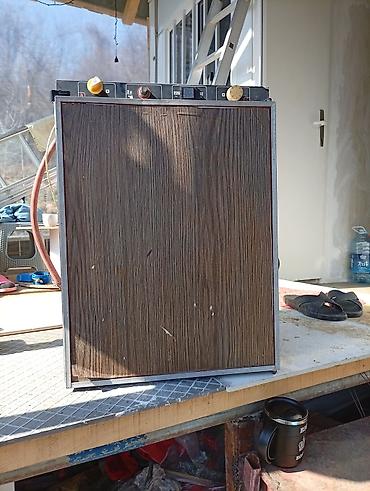 Frižideri: Apsorpcioni frižider za kamp prikolicu/kombi – trostruko napajanje - — 2