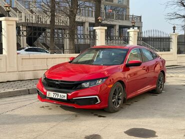 Honda: Honda Civic: 2021 г., 2 л, Автомат, Бензин, Седан