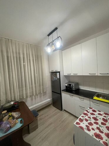 Продажа домов: 2 комнаты, 52 м², Индивидуалка, 4 этаж, Косметический ремонт