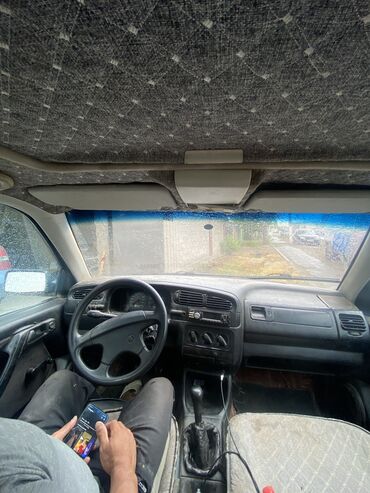 купить запчасти на опель вектра б: Volkswagen Vento: 1993 г., 1.8 л, Механика, Бензин, Седан