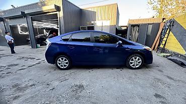 хонда адисей 2010: Toyota Prius: 2011 г., 1.8 л, Вариатор, Гибрид, Хэтчбэк — 7