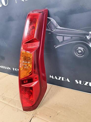 Auto-rasveta i signalizacija: STOP SVETLO DESNO ZA NISSAN X-TRAIL OD 2007. DO 2011. GOD. | — 2