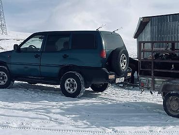 Nissan: Nissan Terrano II: 1995 г., 2.4 л, Механика, Бензин, Кроссовер — 10