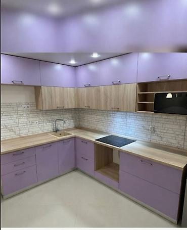 Mətbəx mebeli dəsti – L formalı, müasir dizayn - Rəng və material