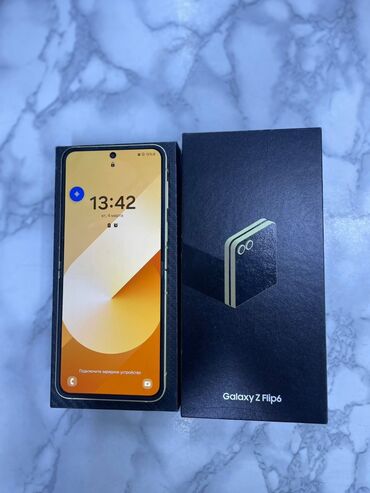 redmi 10c: Samsung Z Flip, Б/у, 256 ГБ, цвет - Желтый, 1 SIM
